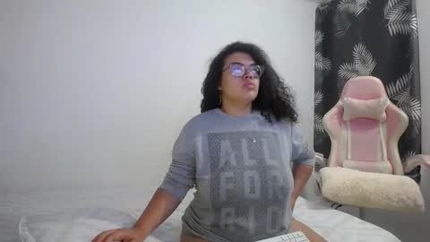 Snapshot of bianca_boobs chatting on 11-29-25, 09:34 Bianca Tuesday to Sunday from 2am to 6am UTC-5 online show from 11-29-25, 09:34