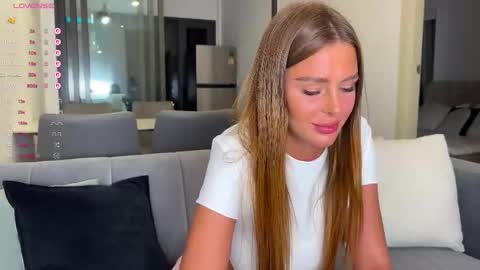 Snapshot of bianca_lawwson_ chatting on 03-01-26, 06:10 Bianca online show from 03-01-26, 06:10