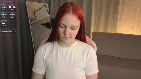 Snapshot of bianca_touch chatting on 05-13-26, 02:53 Candace online show from 05-13-26, 02:53