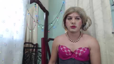 Snapshot of bianca_vega chatting on 01-14-25, 06:49 Bianca Vega online show from 01-14-25, 06:49