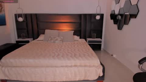 Bianca Pierce online show from 09-24-25, 11:35