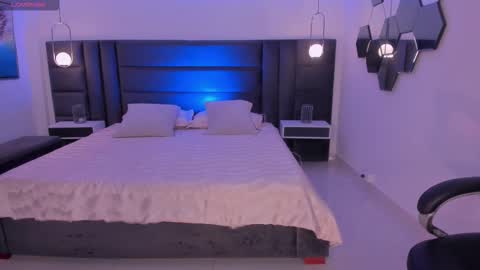 Bianca Pierce online show from 11-06-25, 12:28