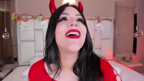 Snapshot of biancax_ chatting on 10-24-25, 03:58 Hi Im Bianca online show from 10-24-25, 03:58