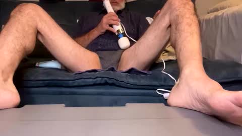 Snapshot of bibabe8 chatting on 10-22-25, 12:11 bibabe8 online show from 10-22-25, 12:11