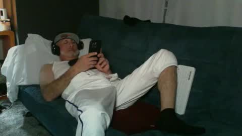 Snapshot of bibabe8 chatting on 12-20-25, 06:42 bibabe8 online show from 12-20-25, 06:42