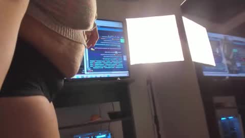 bibiana_js_ online show from 11-11-25, 12:05