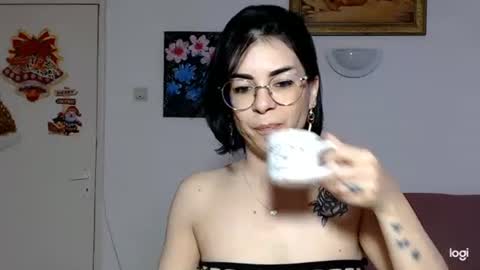 Snapshot of bibitina chatting on 05-20-26, 05:13 innasugarwild online show from 05-20-26, 05:13