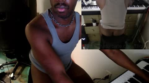 BicepsandFrot online show from 03-02-25, 08:59