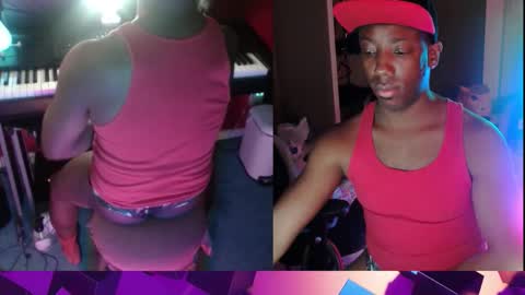 Snapshot of bicepsandfrot chatting on 01-12-26, 04:07 BicepsandFrot online show from 01-12-26, 04:07