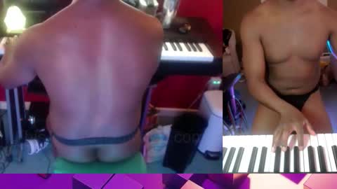 Snapshot of bicepsandfrot chatting on 02-04-26, 10:04 BicepsandFrot online show from 02-04-26, 10:04