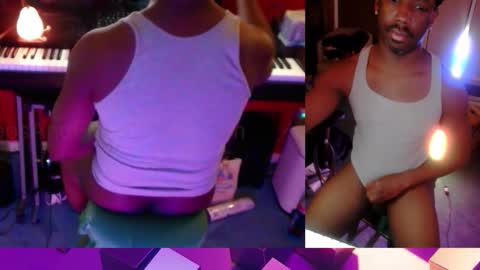 Snapshot of bicepsandfrot chatting on 02-09-26, 09:24 BicepsandFrot online show from 02-09-26, 09:24