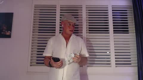 Bickel online show from 05-25-26, 12:16