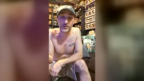 Snapshot of big_and_tasty_69 chatting on 07-03-26, 11:49 Big Tasty online show from 07-03-26, 11:49