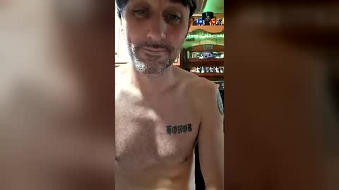 Snapshot of big_and_tasty_69 chatting on 07-18-26, 03:16 Big Tasty online show from 07-18-26, 03:16
