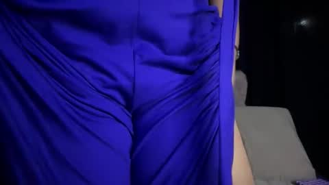 Snapshot of big_boobs_lau chatting on 10-10-25, 09:08 lau li online show from 10-10-25, 09:08