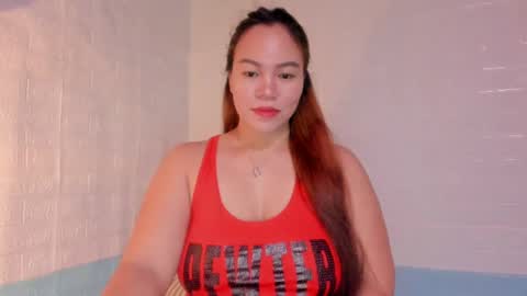 Snapshot of big_buttasian chatting on 05-24-26, 10:31 Grace - online show from 05-24-26, 10:31