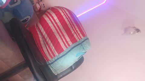 Snapshot of big_goddess_black chatting on 12-20-25, 03:30 dashiell online show from 12-20-25, 03:30