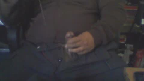 Snapshot of big_juicy689 chatting on 06-16-26, 05:04 Big Lex online show from 06-16-26, 05:04
