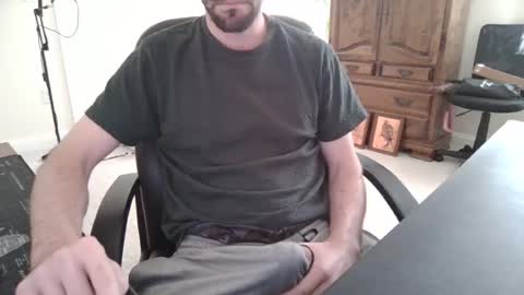Snapshot of bigandhard6992 chatting on 07-08-26, 06:01 HARDNBIG online show from 07-08-26, 06:01