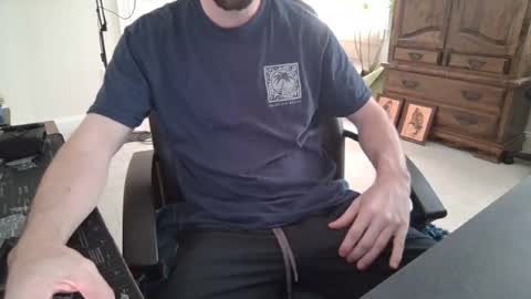 Snapshot of bigandhard6992 chatting on 07-13-26, 07:27 HARDNBIG online show from 07-13-26, 07:27