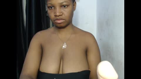 Snapshot of bigassdrip chatting on 07-05-26, 07:32 bigassdrip online show from 07-05-26, 07:32