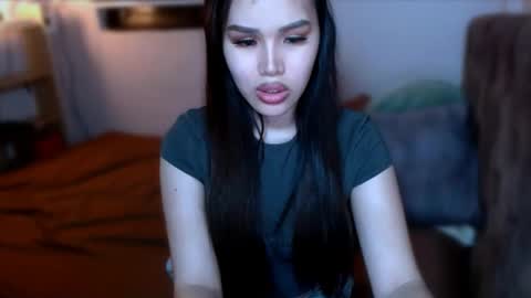 Snapshot of bigassslutdoll chatting on 01-12-26, 01:27 Mia online show from 01-12-26, 01:27