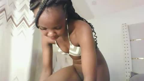 Snapshot of bigbaby004 chatting on 09-15-25, 07:36 bigbaby004 online show from 09-15-25, 07:36