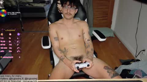 Snapshot of bigbadmj chatting on 11-03-25, 05:42 Asta online show from 11-03-25, 05:42