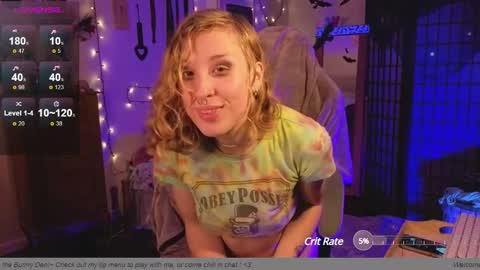 Snapshot of bigbearandbunny chatting on 03-04-25, 12:29 bigbearandbunny online show from 03-04-25, 12:29