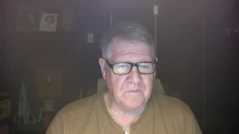 Snapshot of bigbeerdrinker1 chatting on 12-30-24, 12:31 bigbeerdrinker online show from 12-30-24, 12:31