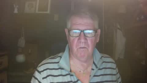 Snapshot of bigbeerdrinker1 chatting on 11-08-25, 06:35 bigbeerdrinker online show from 11-08-25, 06:35