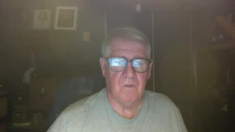 Snapshot of bigbeerdrinker1 chatting on 04-30-26, 03:57 bigbeerdrinker online show from 04-30-26, 03:57