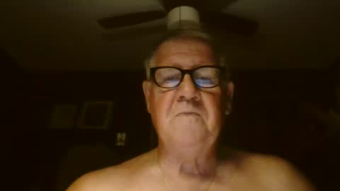 Snapshot of bigbeerdrinker1 chatting on 06-26-26, 06:07 bigbeerdrinker online show from 06-26-26, 06:07
