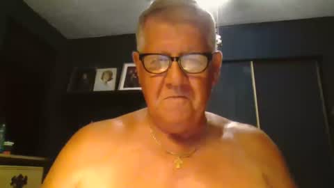 Snapshot of bigbeerdrinker1 chatting on 07-03-26, 03:46 bigbeerdrinker online show from 07-03-26, 03:46