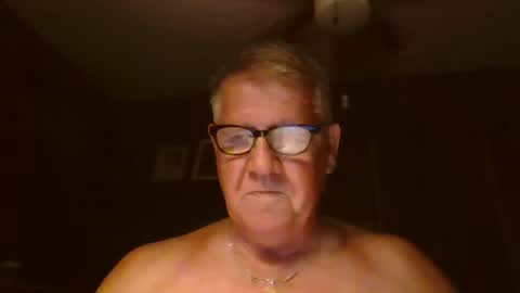 Snapshot of bigbeerdrinker1 chatting on 07-05-26, 03:34 bigbeerdrinker online show from 07-05-26, 03:34