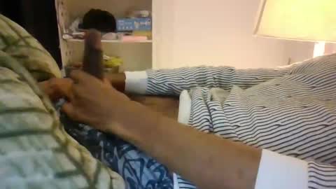 Snapshot of bigblackdaddy333 chatting on 12-29-24, 07:39 bigblackdaddy333 online show from 12-29-24, 07:39