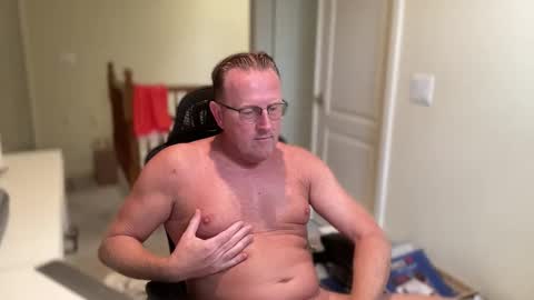 Snapshot of bigblondviking chatting on 05-14-26, 05:42 bigblondviking online show from 05-14-26, 05:42