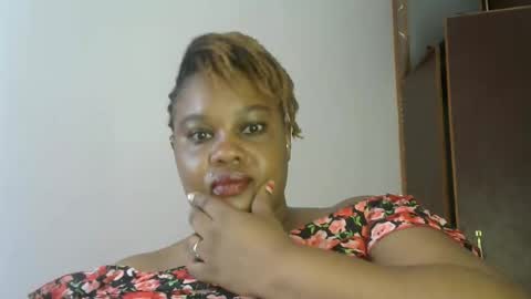 Snapshot of bigboobies_bum chatting on 01-10-26, 08:05 bigboobies_bum online show from 01-10-26, 08:05