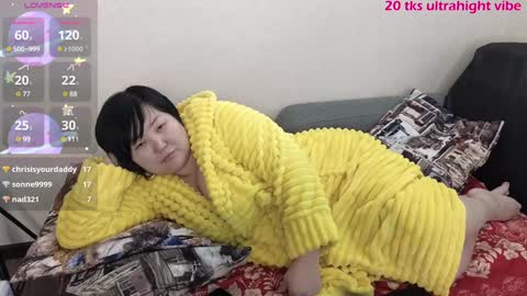 Snapshot of bigboobs55x chatting on 12-11-24, 06:25 Kira online show from 12-11-24, 06:25