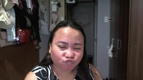 Snapshot of bigboobslyn chatting on 01-13-26, 08:25 bigboobslyn online show from 01-13-26, 08:25