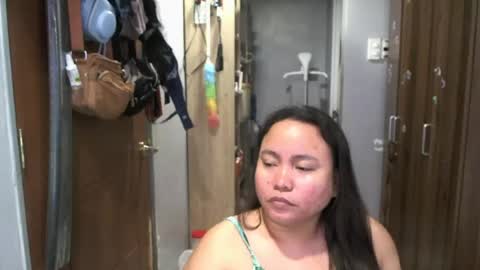 Snapshot of bigboobslyn chatting on 07-04-26, 06:14 bigboobslyn online show from 07-04-26, 06:14