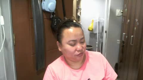 Snapshot of bigboobslyn chatting on 07-24-26, 04:49 bigboobslyn online show from 07-24-26, 04:49
