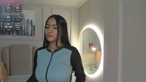 Snapshot of bigboobsnaughty1 chatting on 12-28-24, 10:14 online show from 12-28-24, 10:14