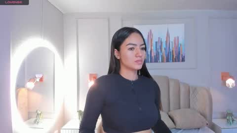 Snapshot of bigboobsnaughty1 chatting on 01-10-25, 10:17 online show from 01-10-25, 10:17