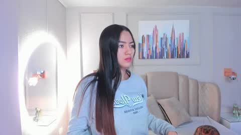 Snapshot of bigboobsnaughty1 chatting on 02-01-25, 10:05 online show from 02-01-25, 10:05