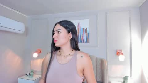 Snapshot of bigboobsnaughty1 chatting on 09-16-25, 10:05 online show from 09-16-25, 10:05