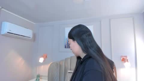Snapshot of bigboobsnaughty1 chatting on 09-25-25, 10:08 online show from 09-25-25, 10:08