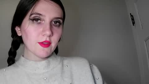 Isabella online show from 01-31-25, 11:56