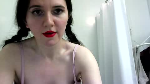 Isabella online show from 02-27-25, 05:24
