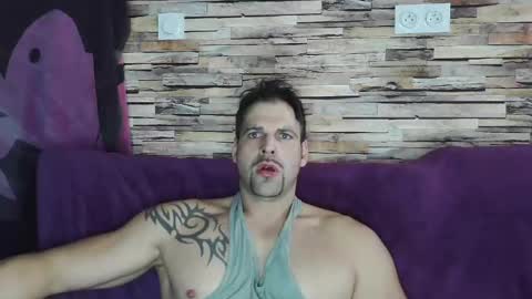 Bigboyband online show from 01-25-25, 04:03